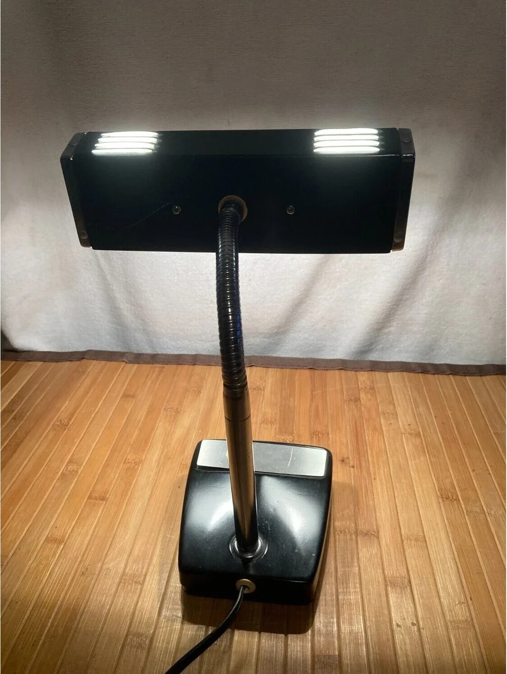 Moblite Black 2-Light Gooseneck Desk Lamp Silver flexible stem two-bulb